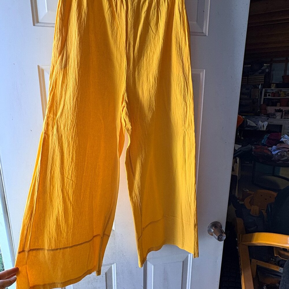 2-Piece Yellow Set: Wide-Leg Pants + Wrap Crop Top (No Size Tag)